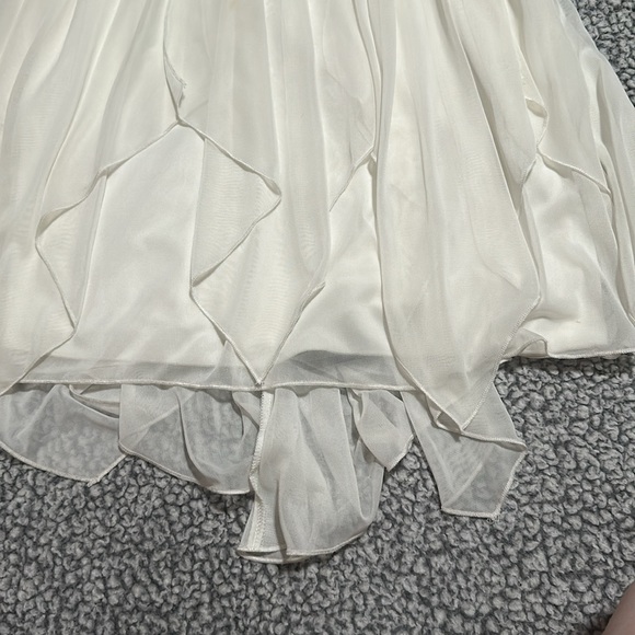 Girls Formal Dress - Black sequins white flow Skirt - Picture 3 of 5